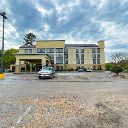 Oyo Townhouse Jackson - Ridgeland Hotel Kültér fotó
