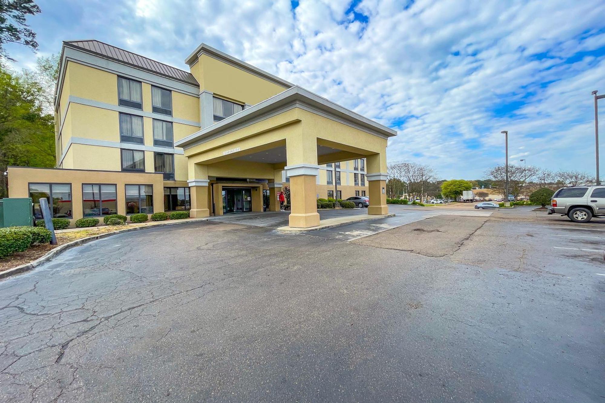Oyo Townhouse Jackson - Ridgeland Hotel Kültér fotó